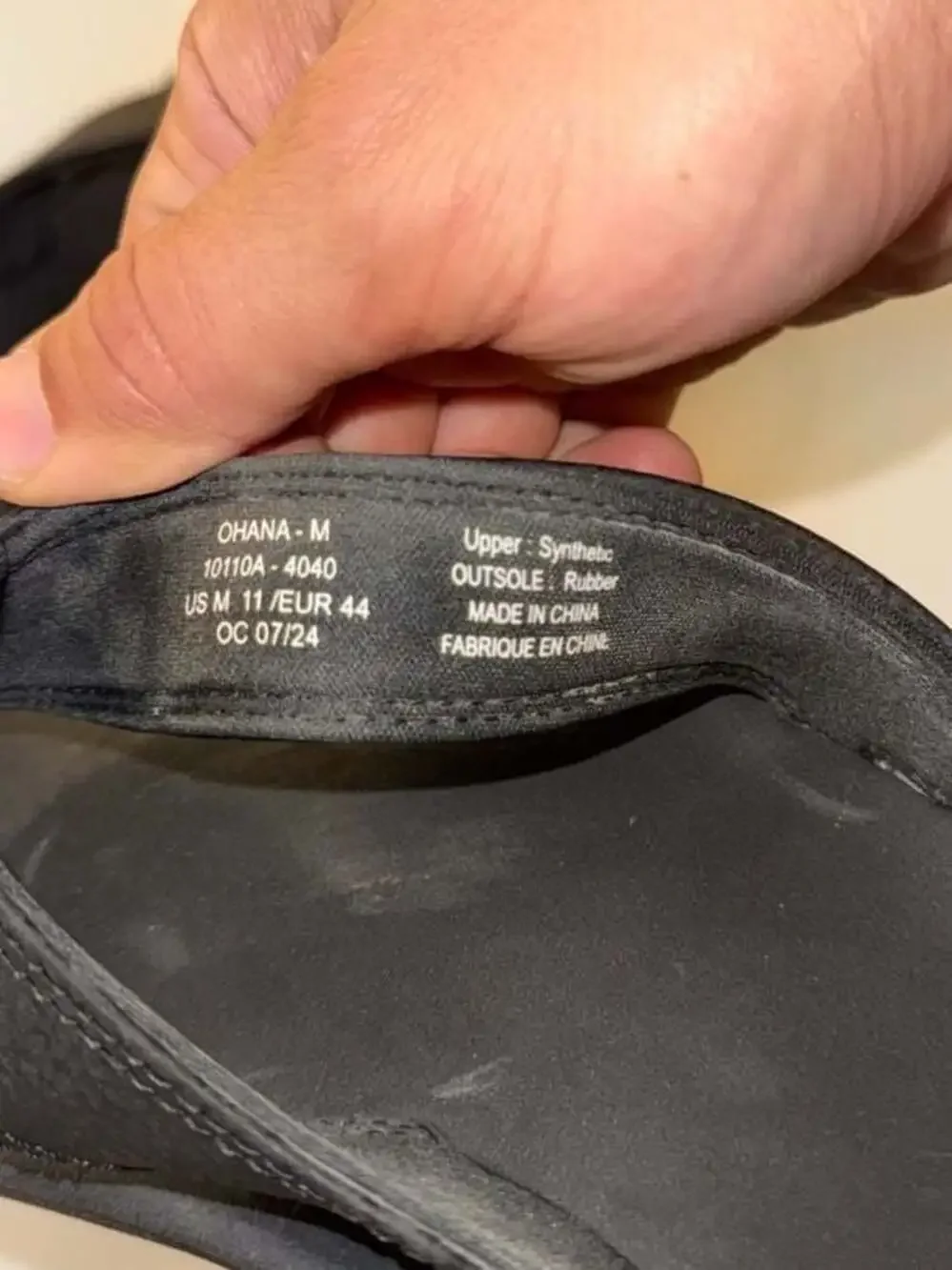 OluKai Ohana Men's Beach Sandals Black Size 11
